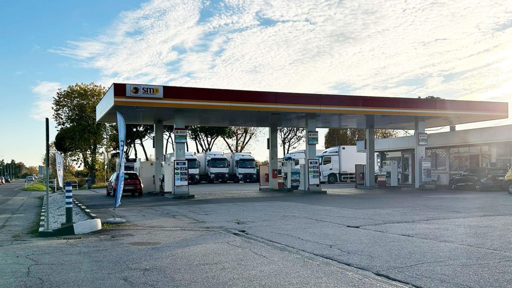 SMP distributore FOSSA DI SPINEA